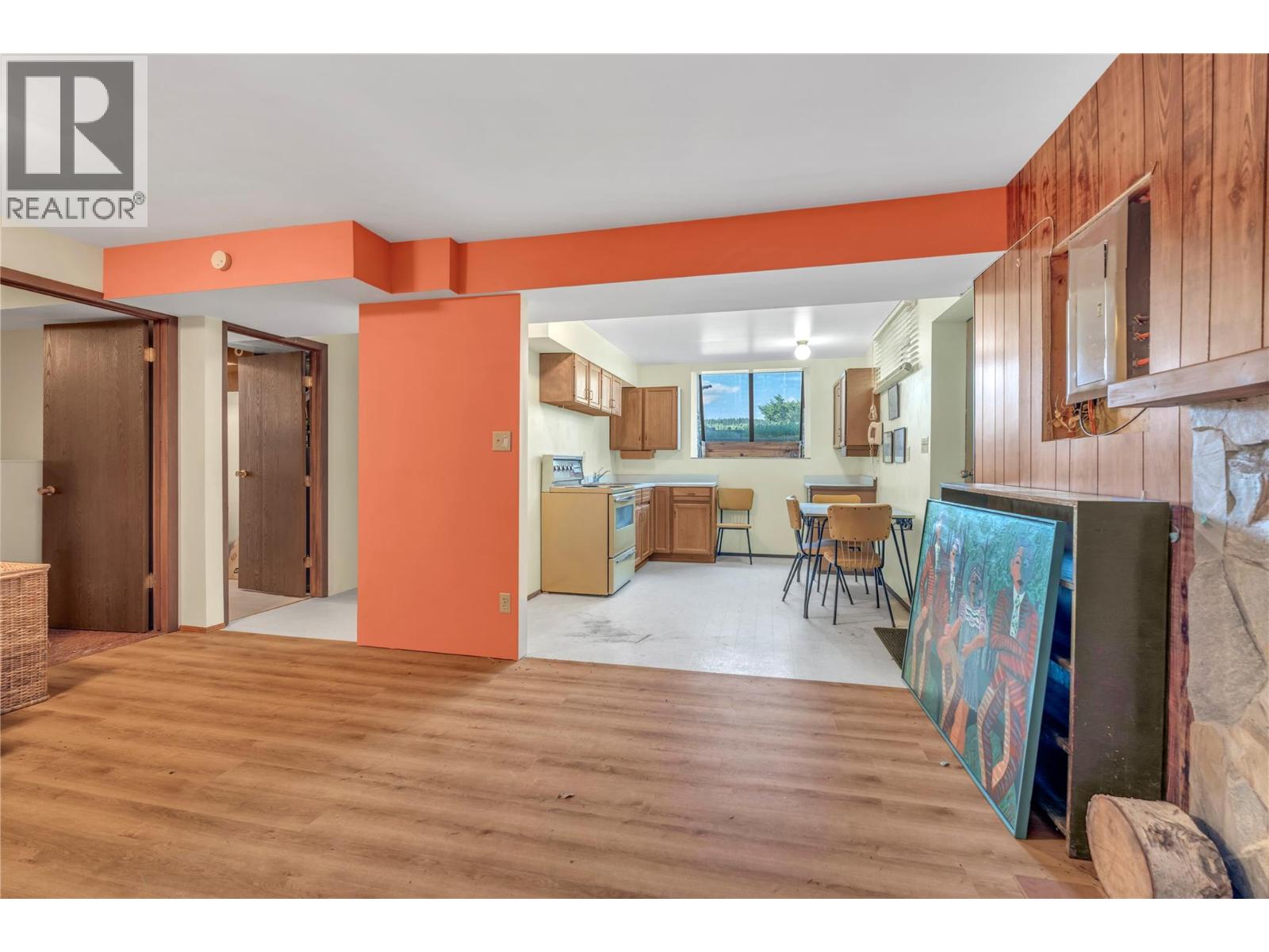  110 Glenview Crescent, Princeton