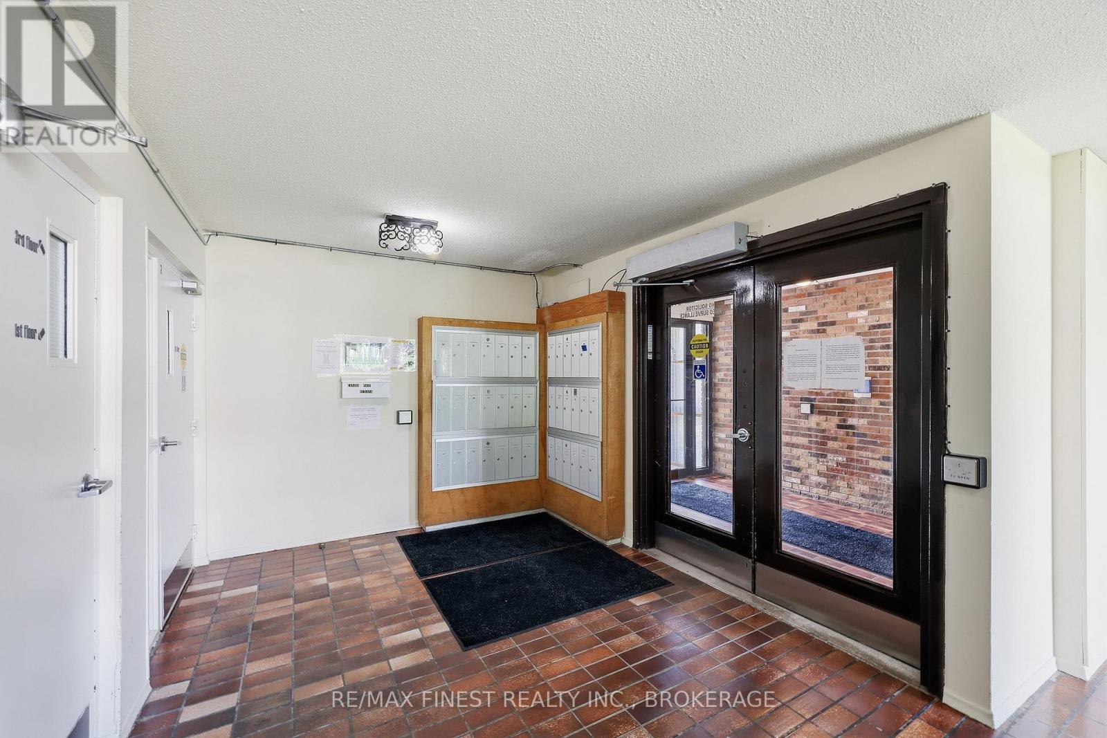 #301 845 MILFORD DRIVE - Image 12