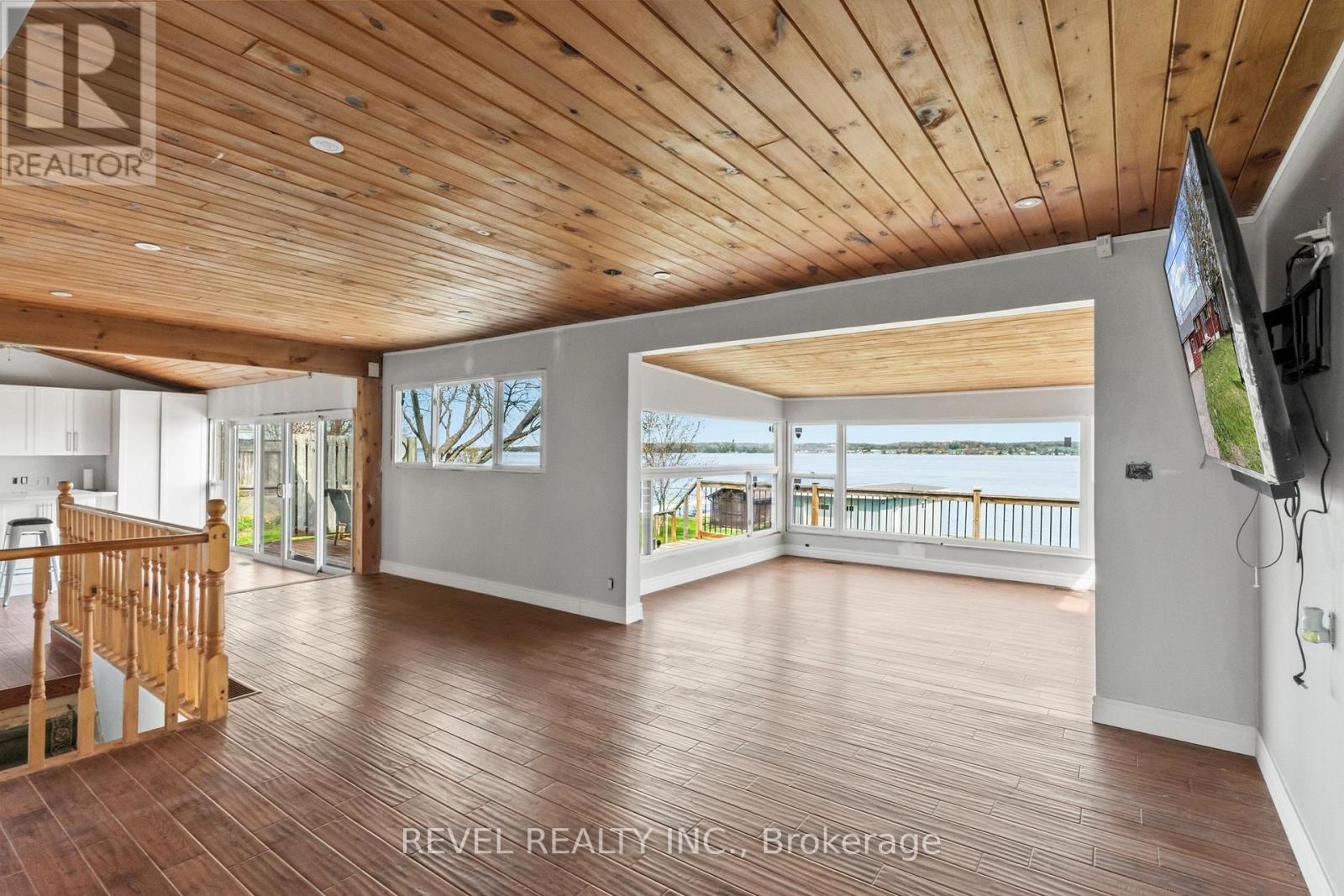 151 BEEHIVE DRIVE - 5