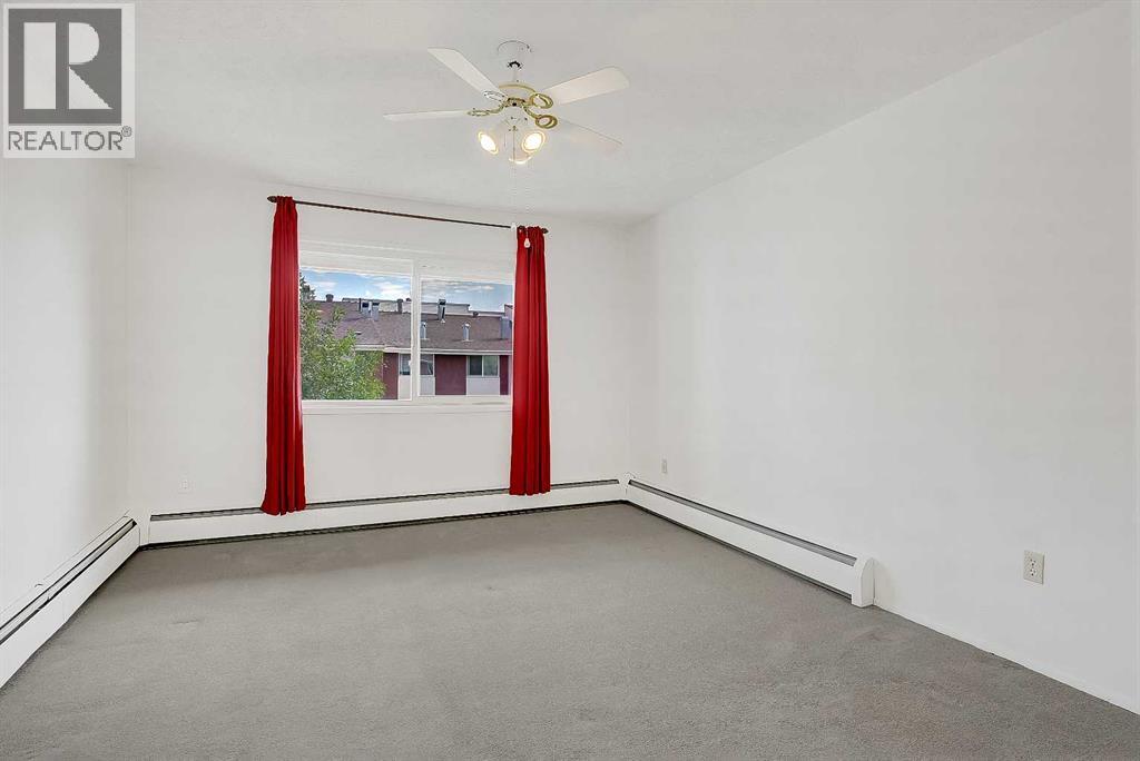 #35 9640 92 Avenue - 12