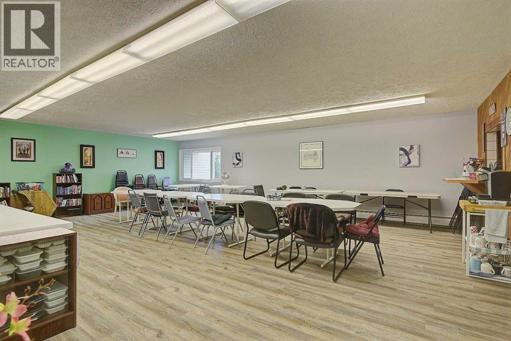 #35 9640 92 Avenue - 18