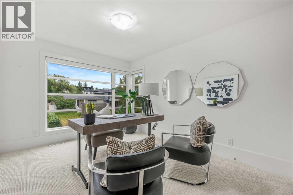 2412 28 Avenue SW - 30