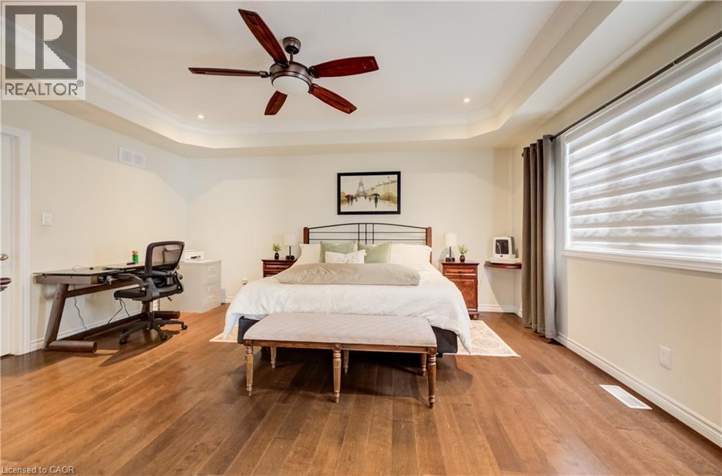 #10 435 WINCHESTER Drive - Image 31