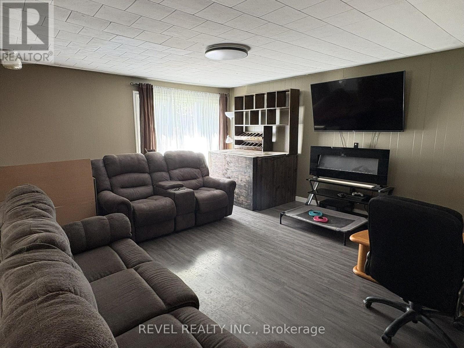 #(FAUQUIER) 641 THOMAS ROAD - Image 22