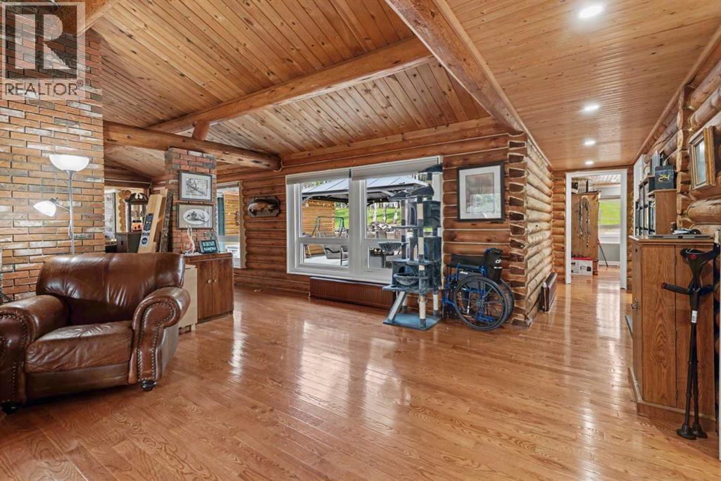 162182 1368 Drive W - Image 15