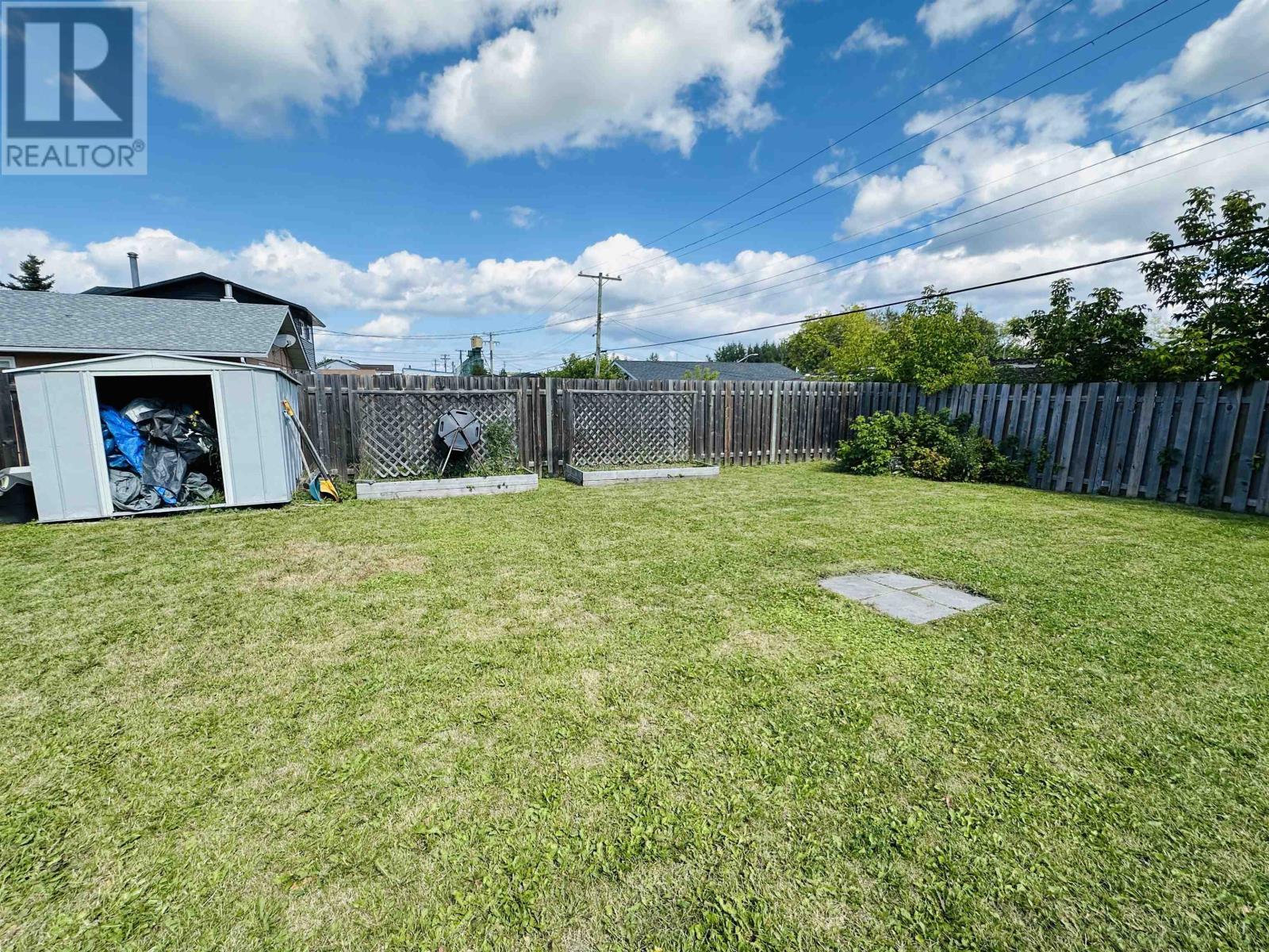 120 Dickenson RD - Image 11
