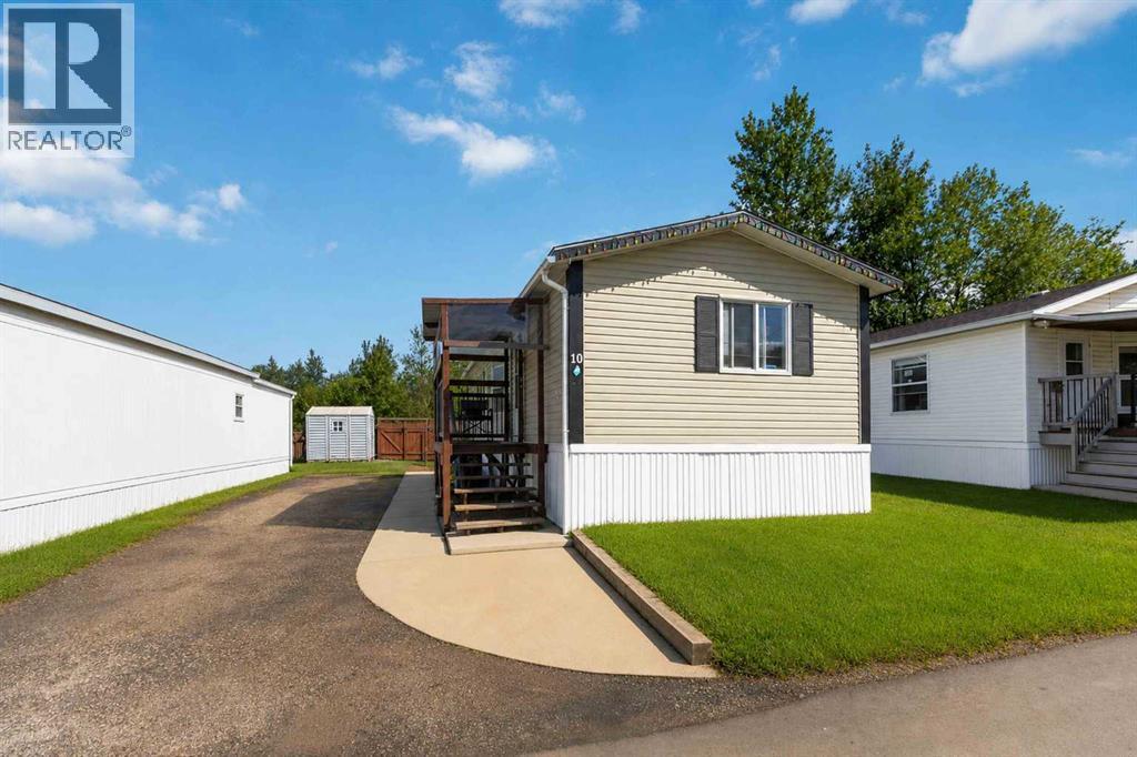 10 Pelican Drive - 1