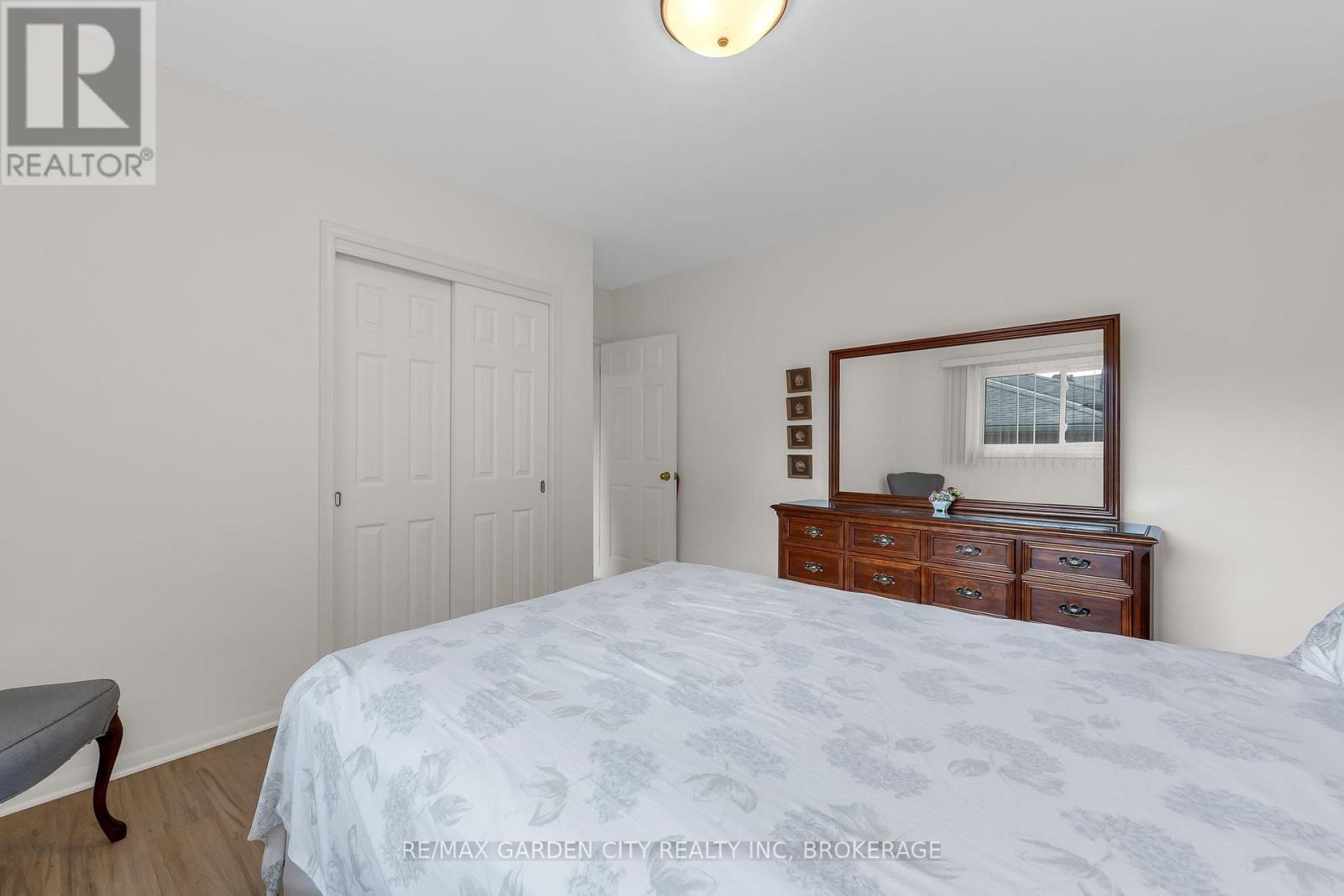4 REGINA AVENUE - Image 9