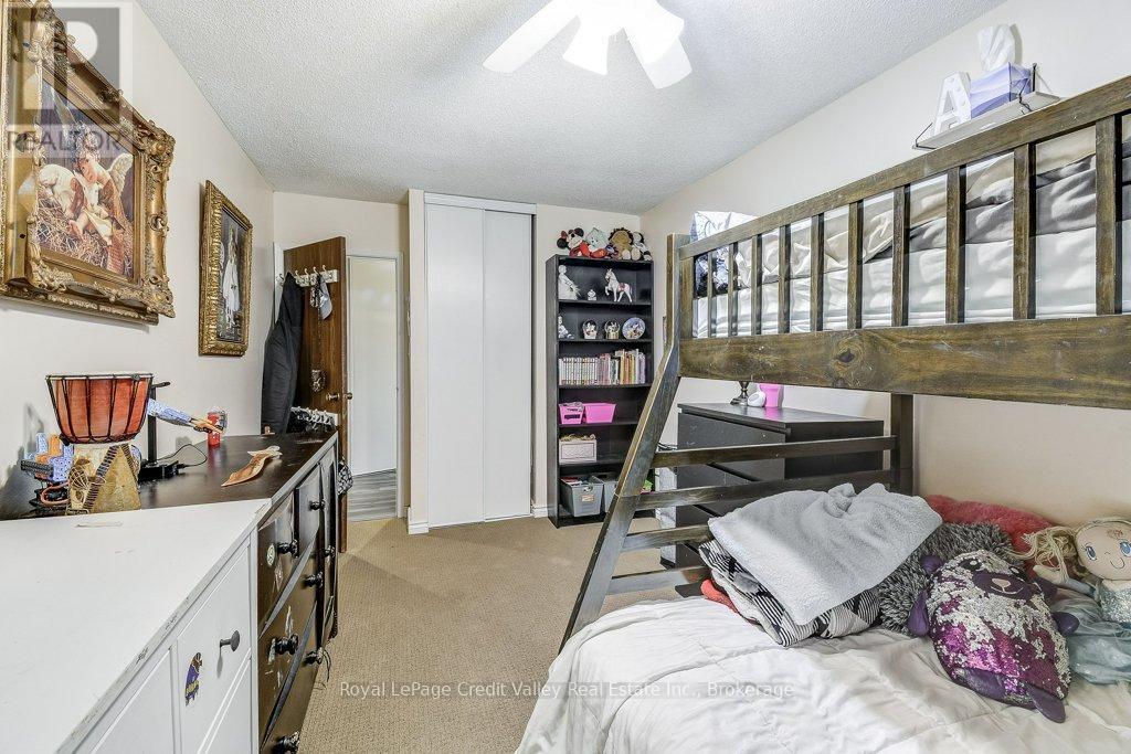 #302 6 SHETTLESTON DRIVE - 20