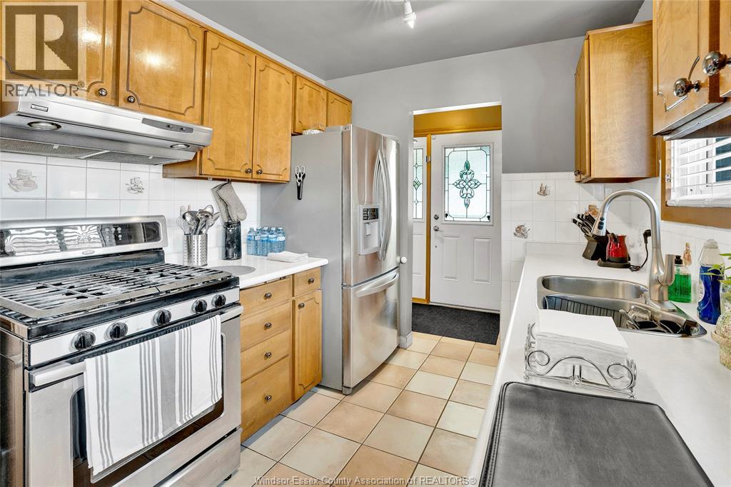 2664 RIVARD AVENUE - Image 11