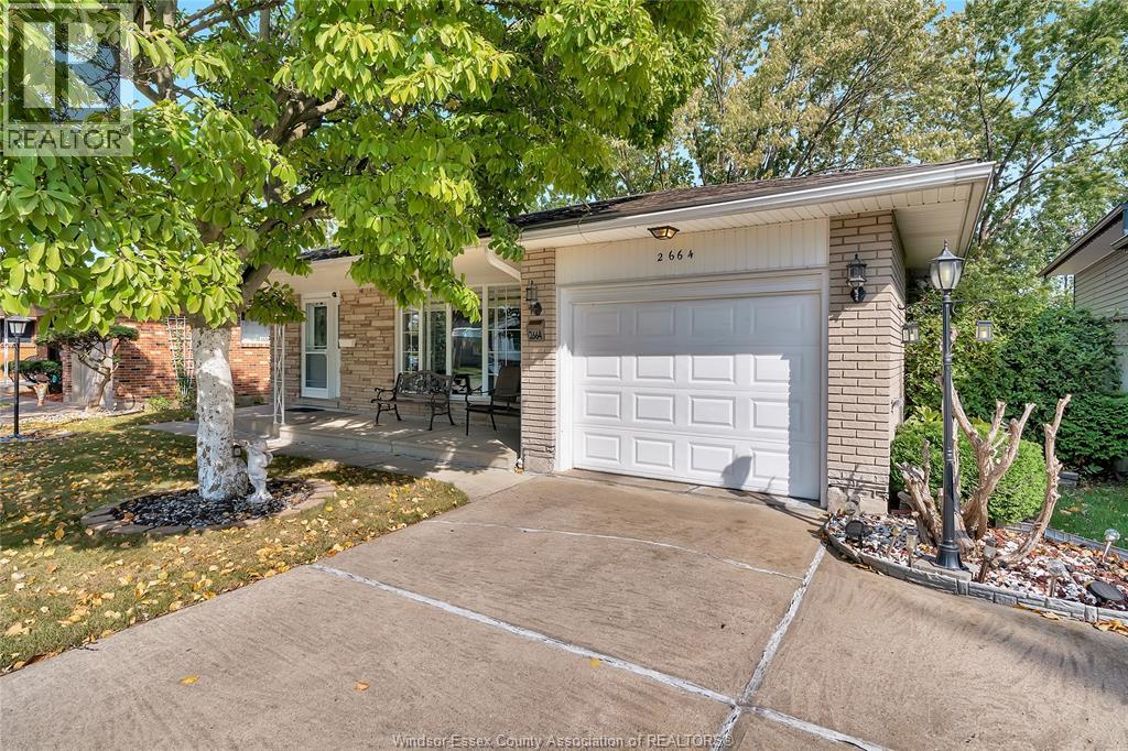 2664 RIVARD AVENUE - 2