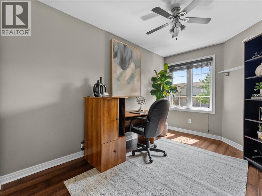 11824 BOULDER CRESCENT - Image 22