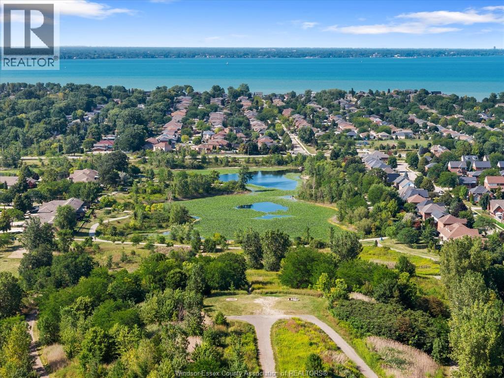 11824 BOULDER CRESCENT - 44