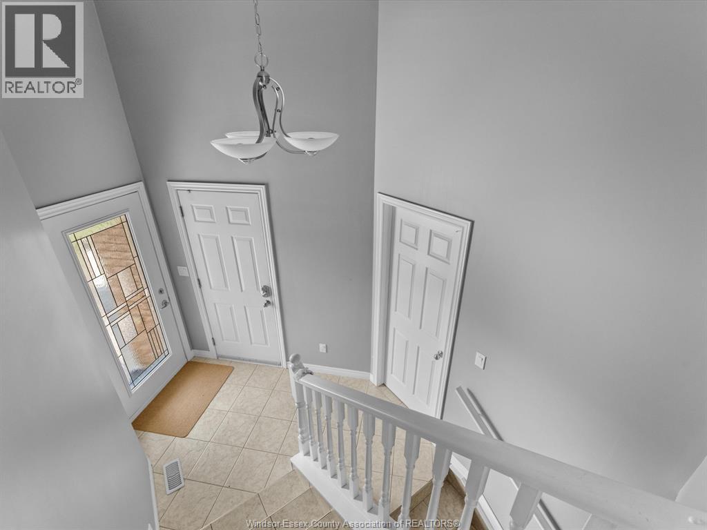 11824 BOULDER CRESCENT - 6