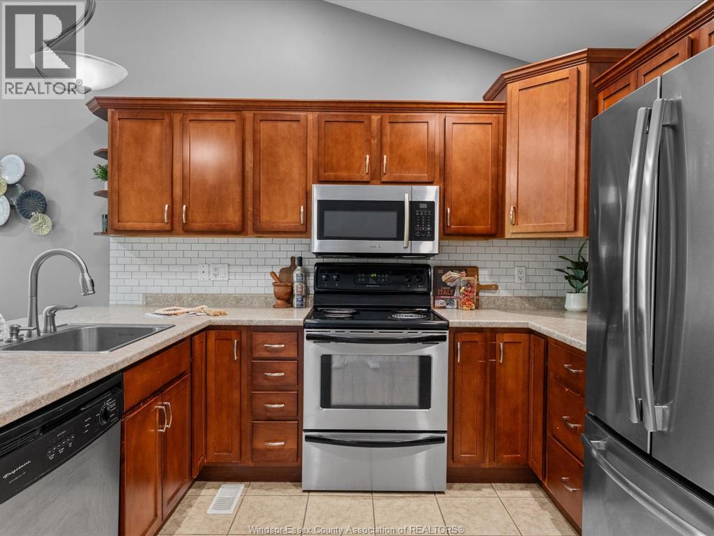 11824 BOULDER CRESCENT - 8
