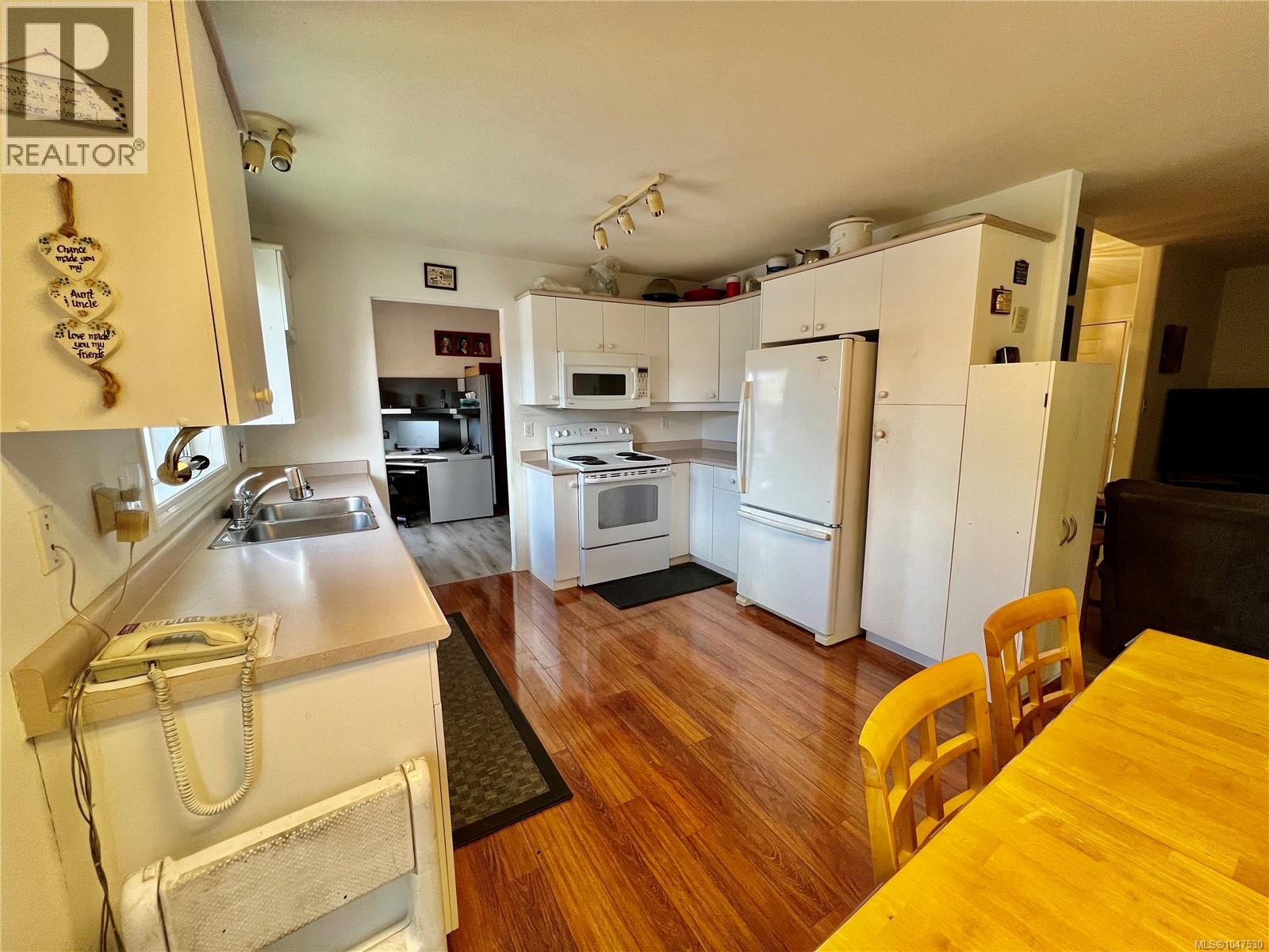 82 Wolf Lane - Image 9