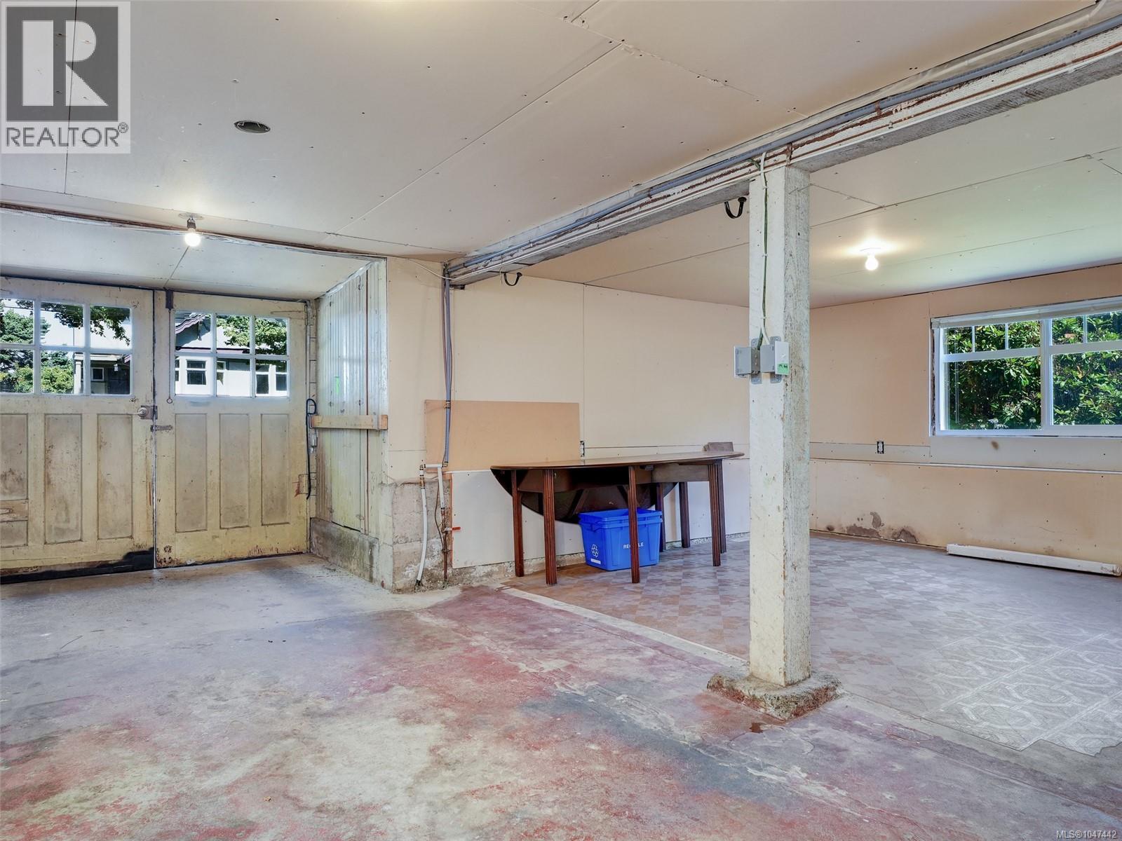 1323 Clover Ave - 17