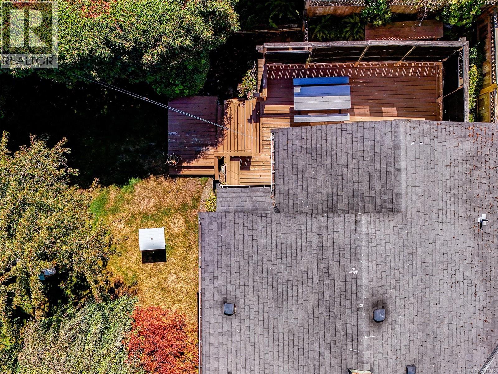 1323 Clover Ave - 37