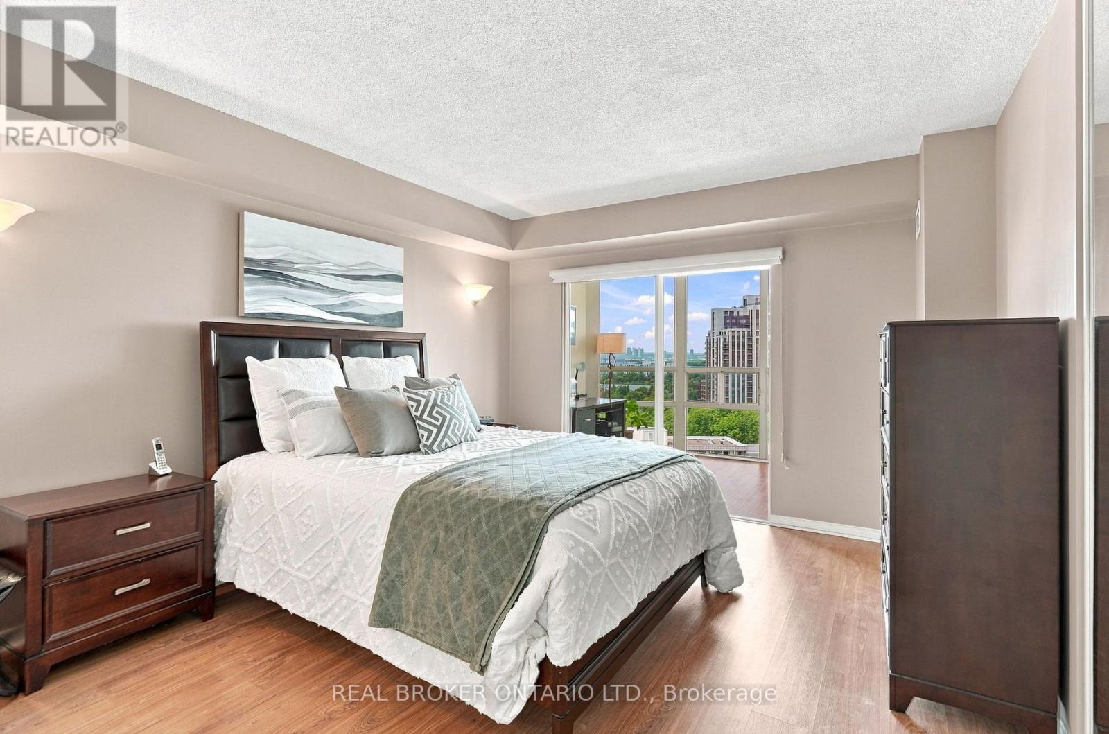 #2207 205 WYNFORD DRIVE - 27