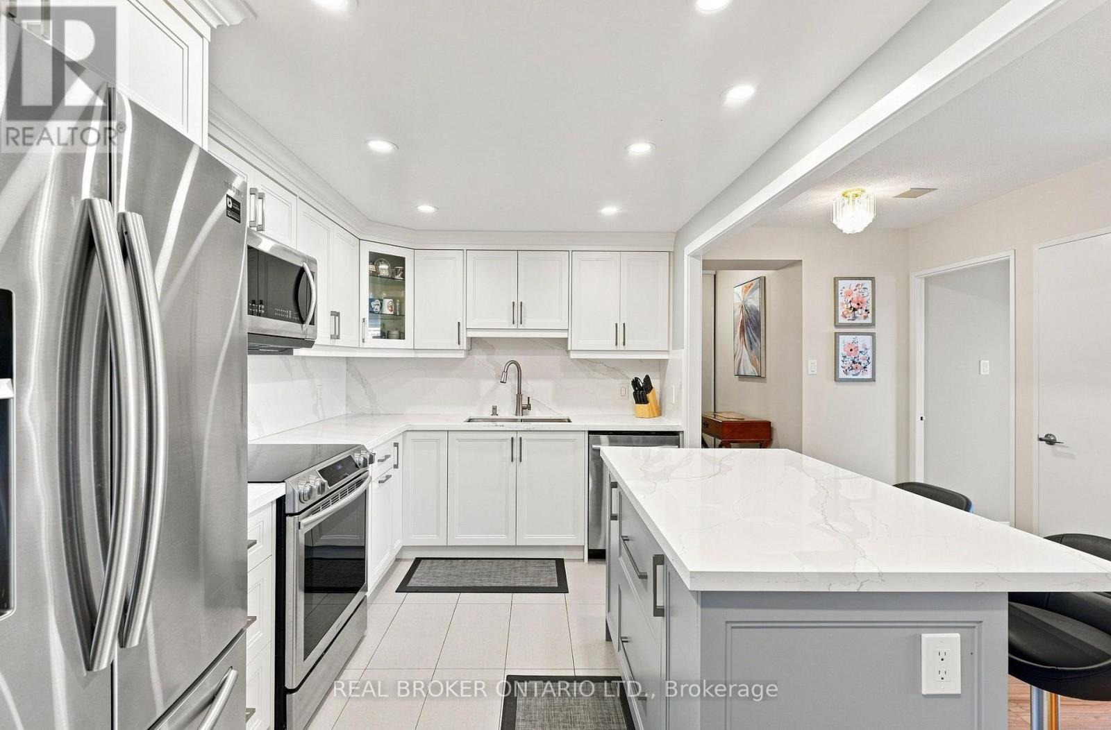 #2207 205 WYNFORD DRIVE - 7