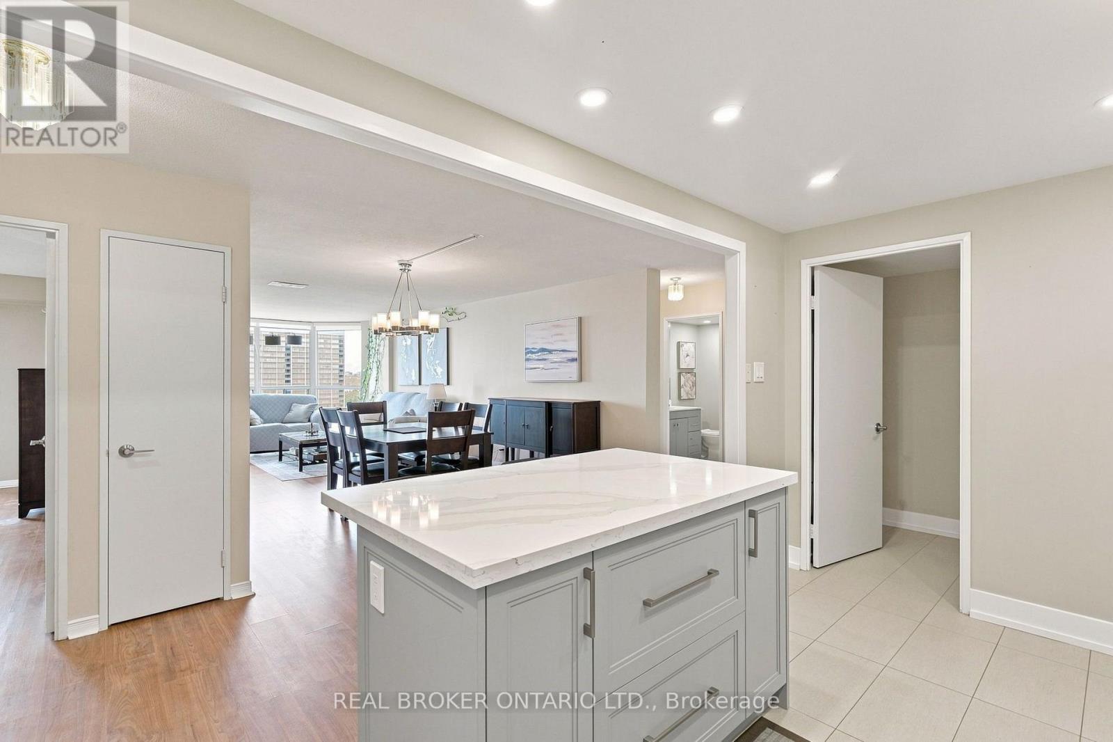 #2207 205 WYNFORD DRIVE - 9