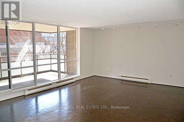 #4A 66 COLLIER STREET - 8