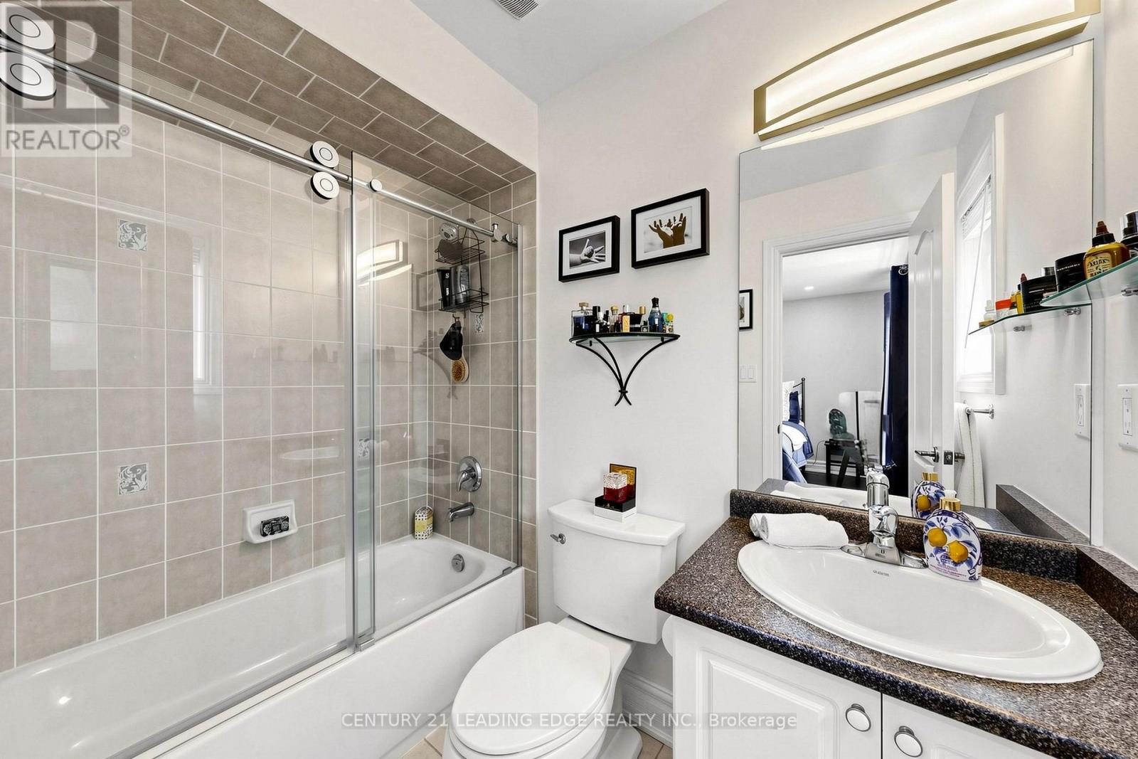 48 TANIS CRESCENT - Image 29