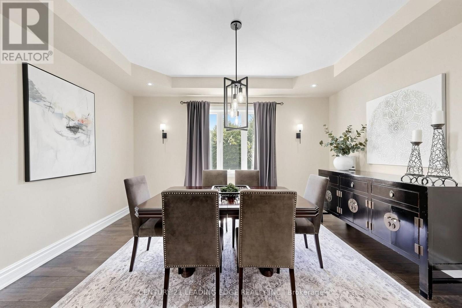48 TANIS CRESCENT - 4