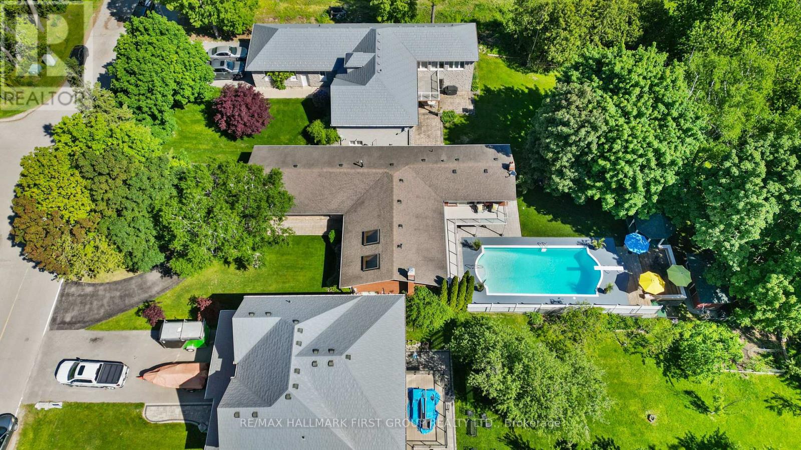 1889 APPLEVIEW ROAD - 50