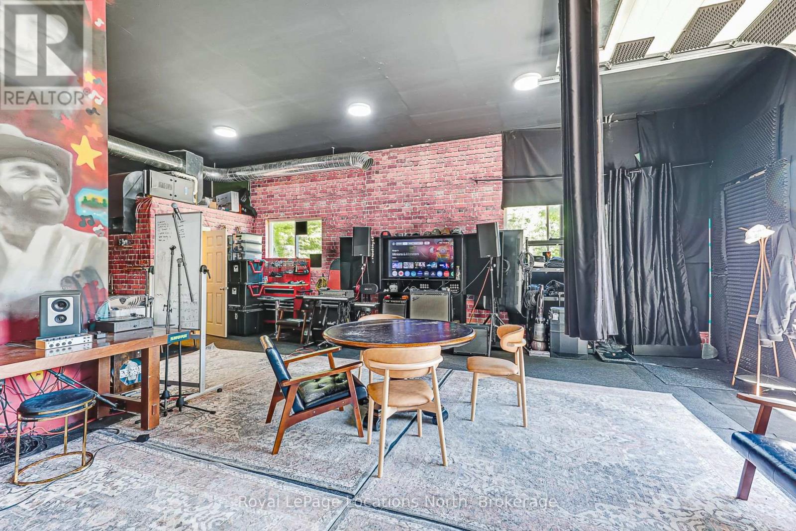 26 SPRUCE STREET - Image 42