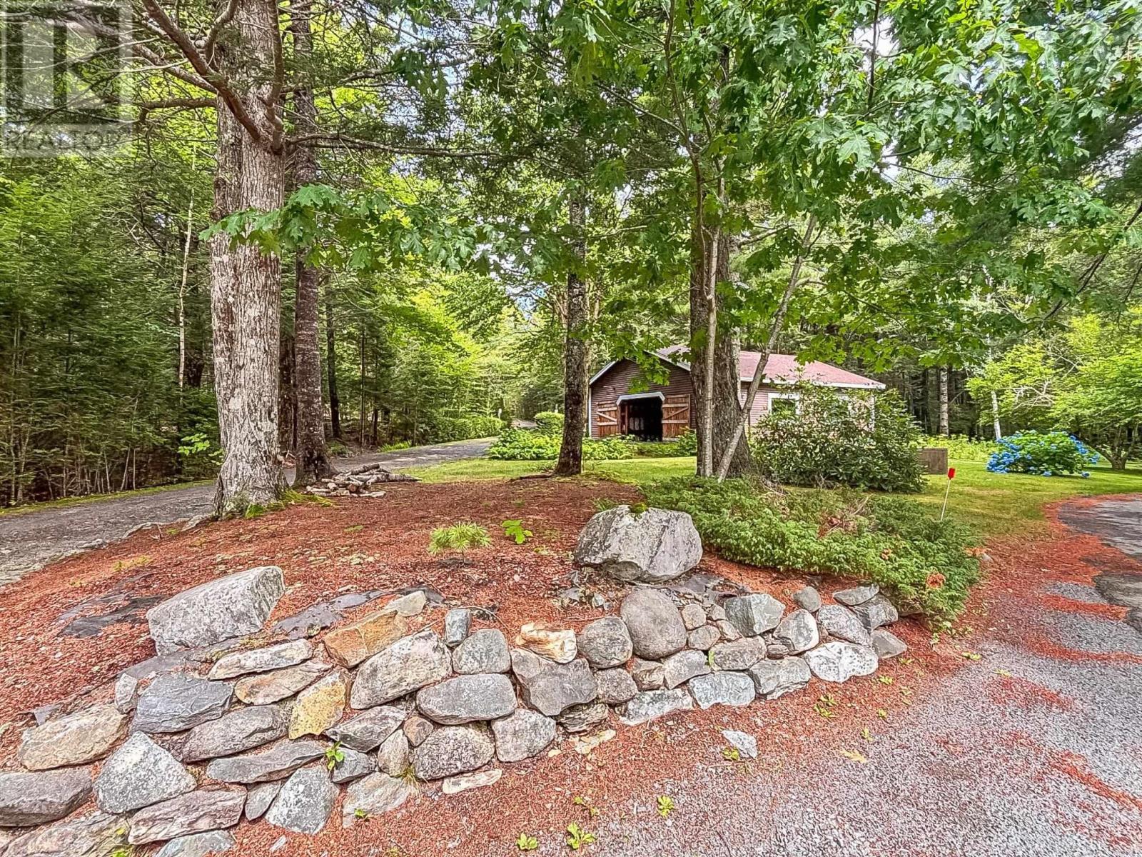 Property 33 of 41 of 816 Camperdown Road