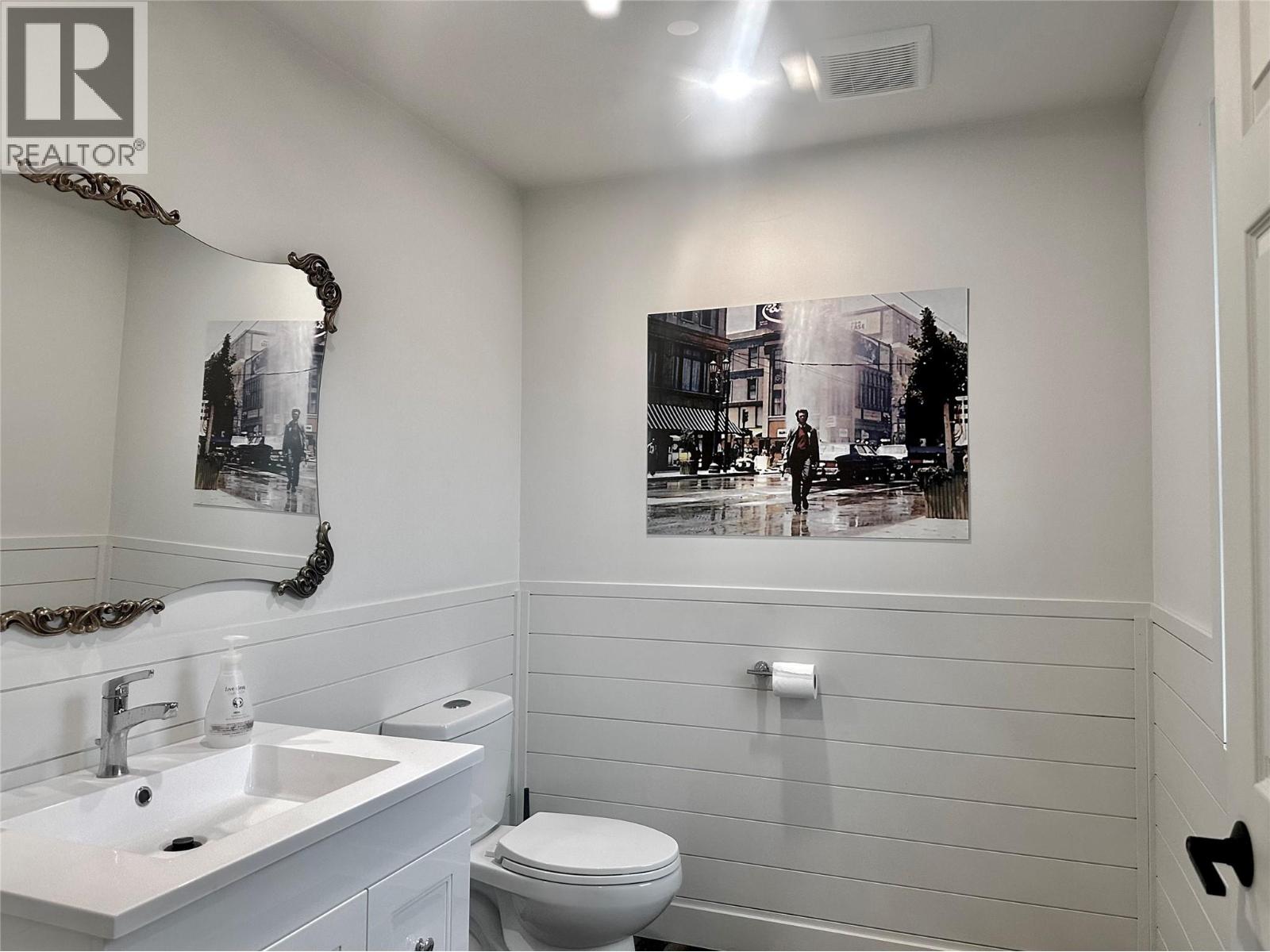 8704 72ND Avenue - 27