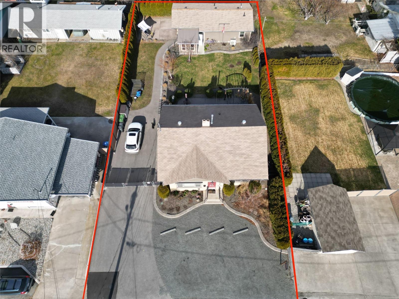 8704 72ND Avenue - 36