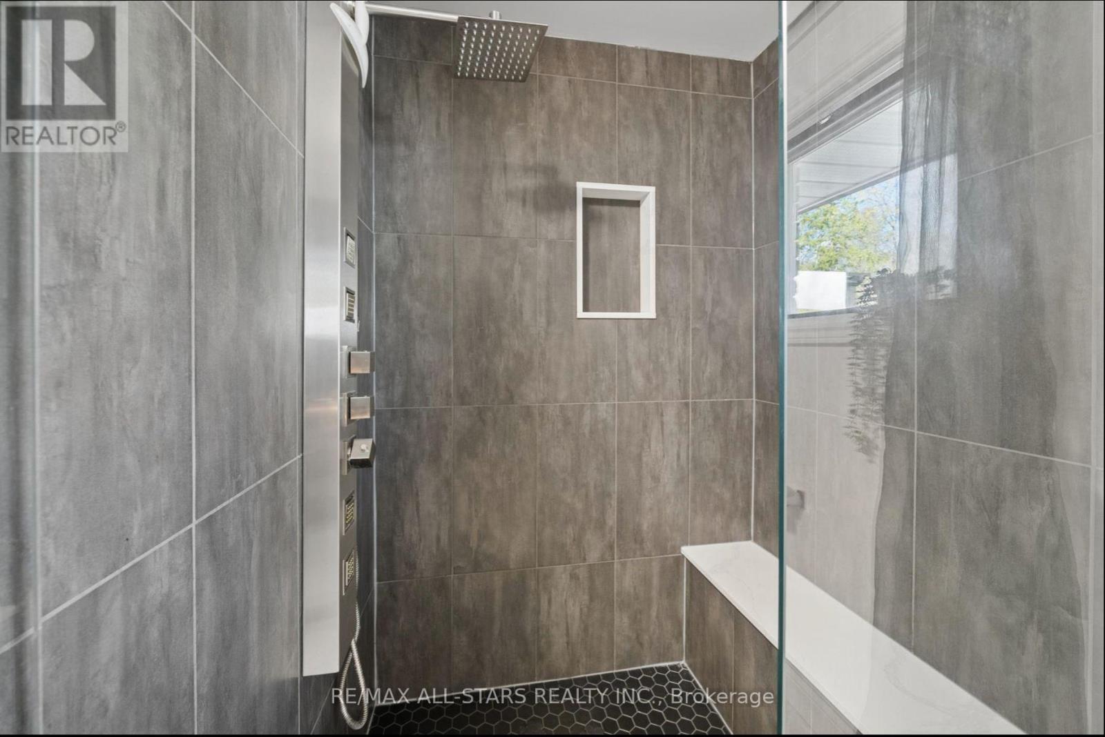 127 PINECREST ROAD - Image 18