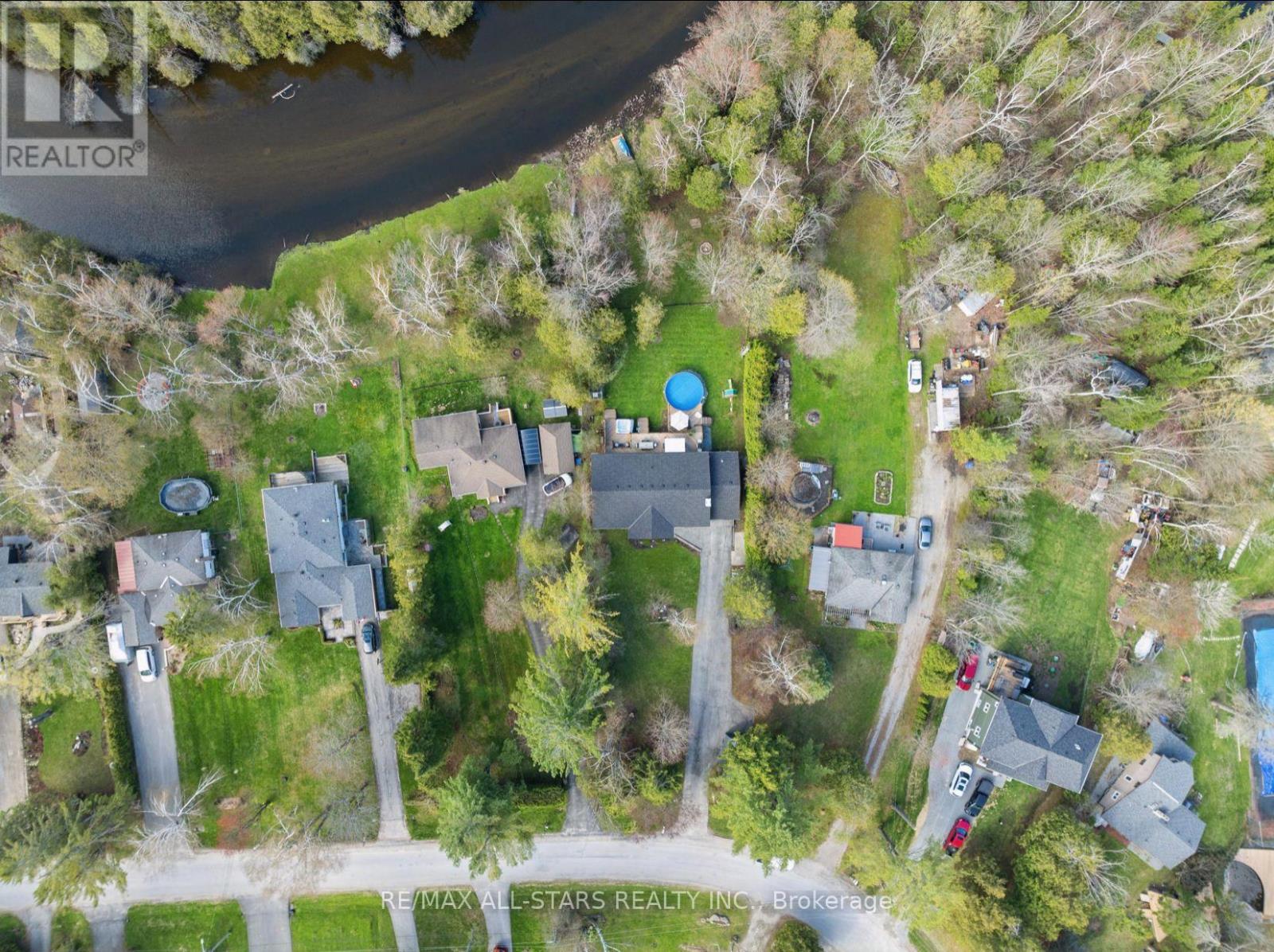 127 PINECREST ROAD - Image 42
