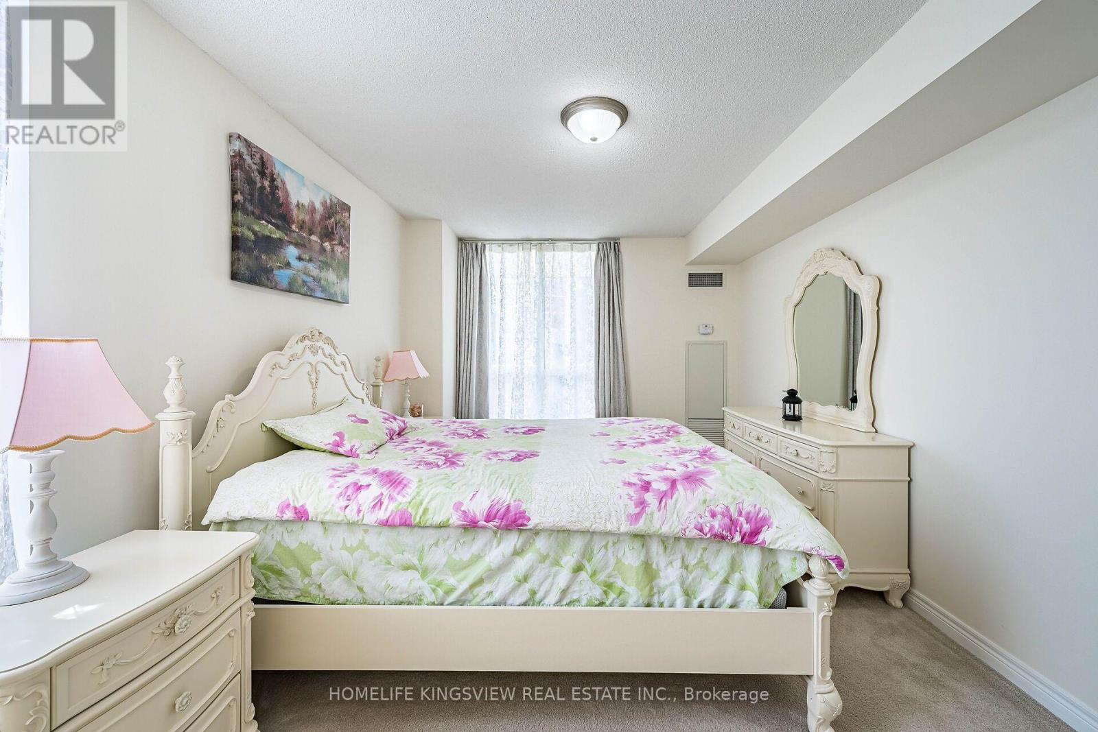 #807 60 DISERA DRIVE - Image 29