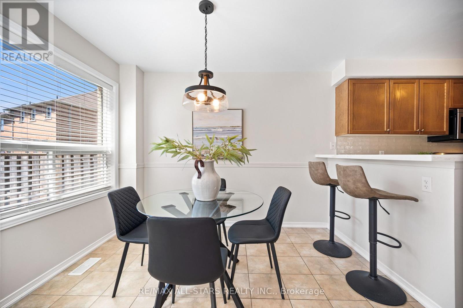 195 RICHARD UNDERHILL AVENUE - 17
