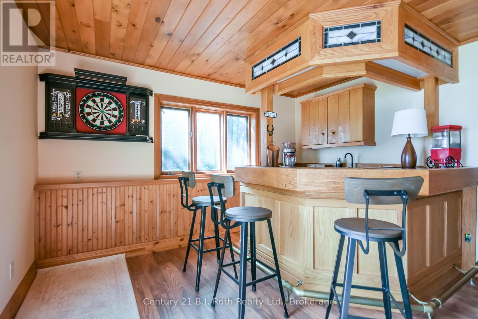 89 MCCRACKIN AVENUE - 32