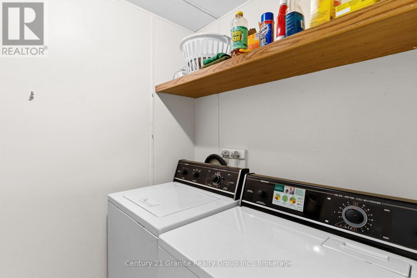 1105 EIGHTH LANE - Image 23