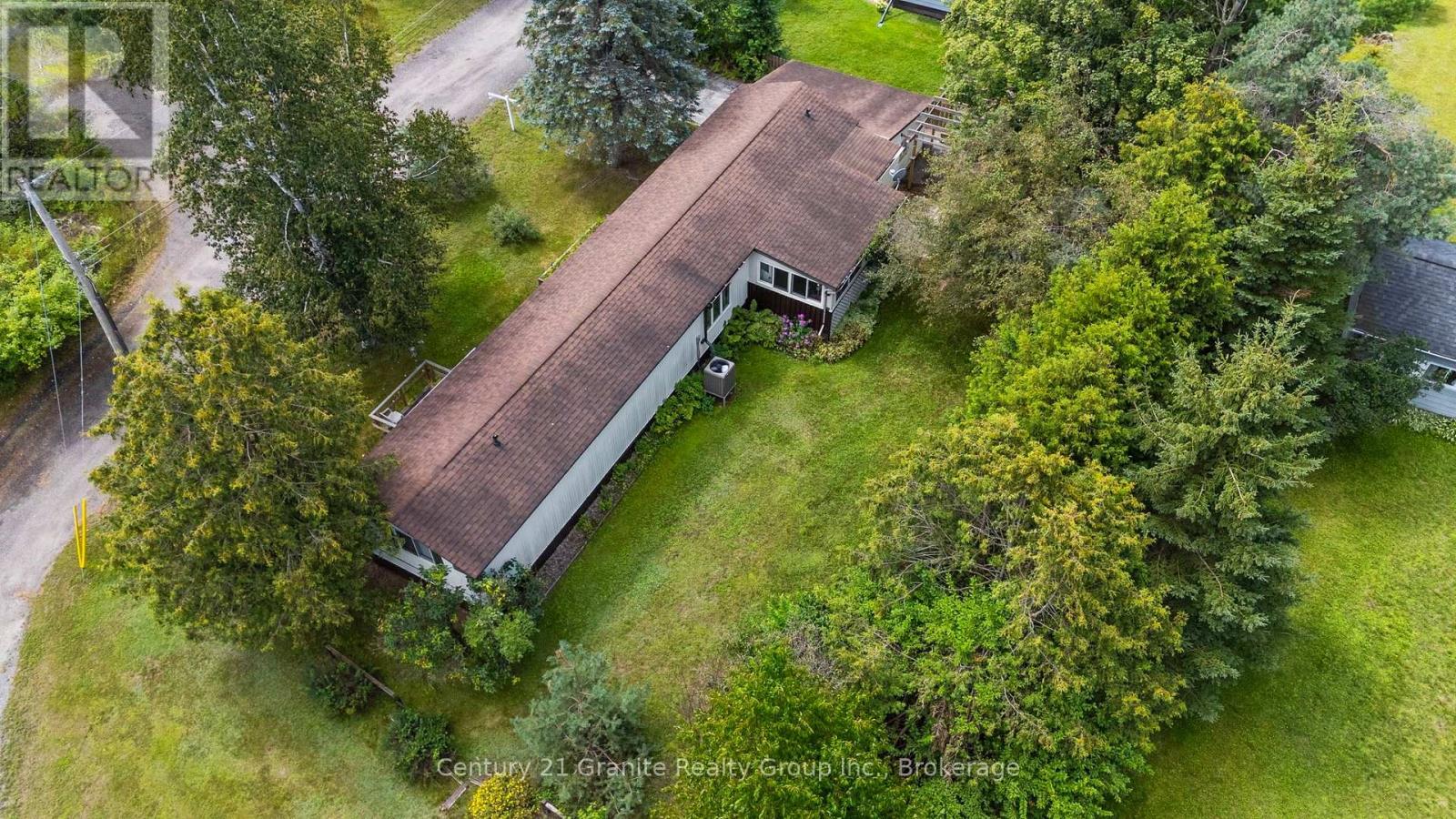 1105 EIGHTH LANE - Image 37