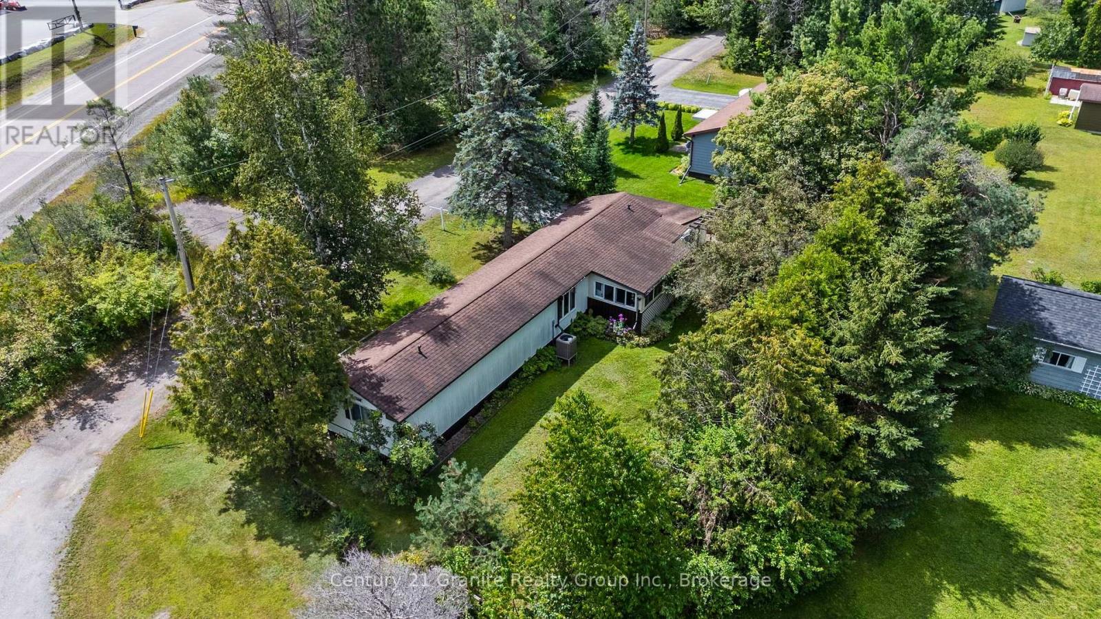 1105 EIGHTH LANE - Image 39
