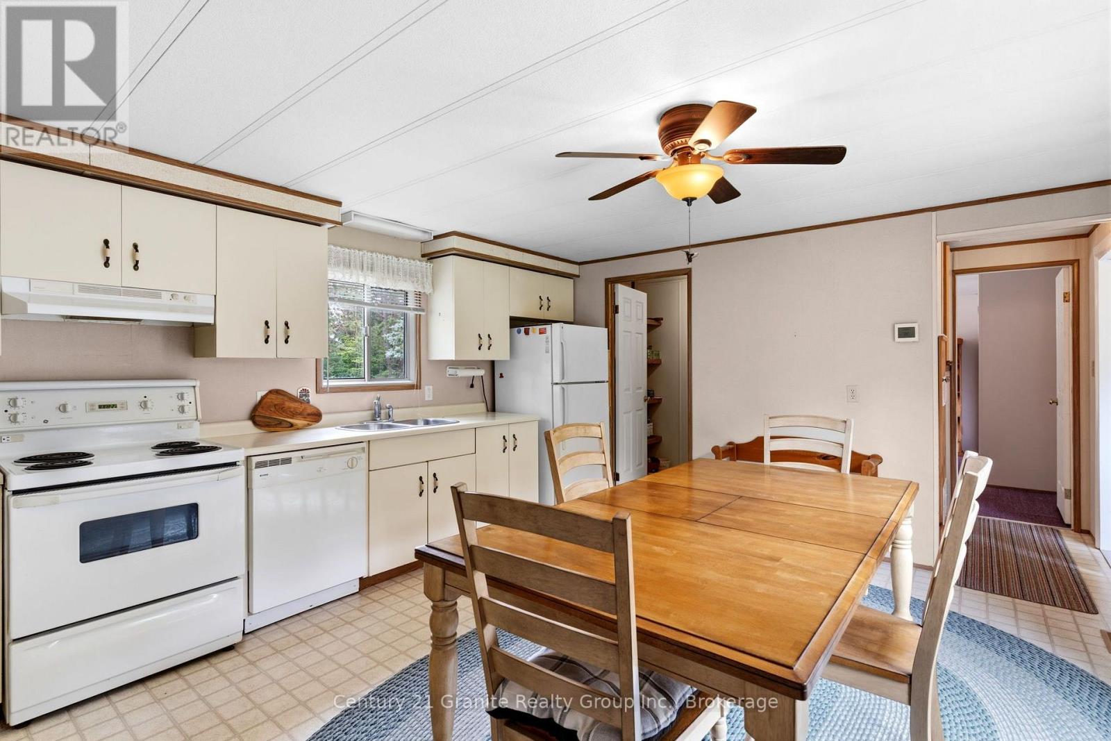 1105 EIGHTH LANE - Image 8