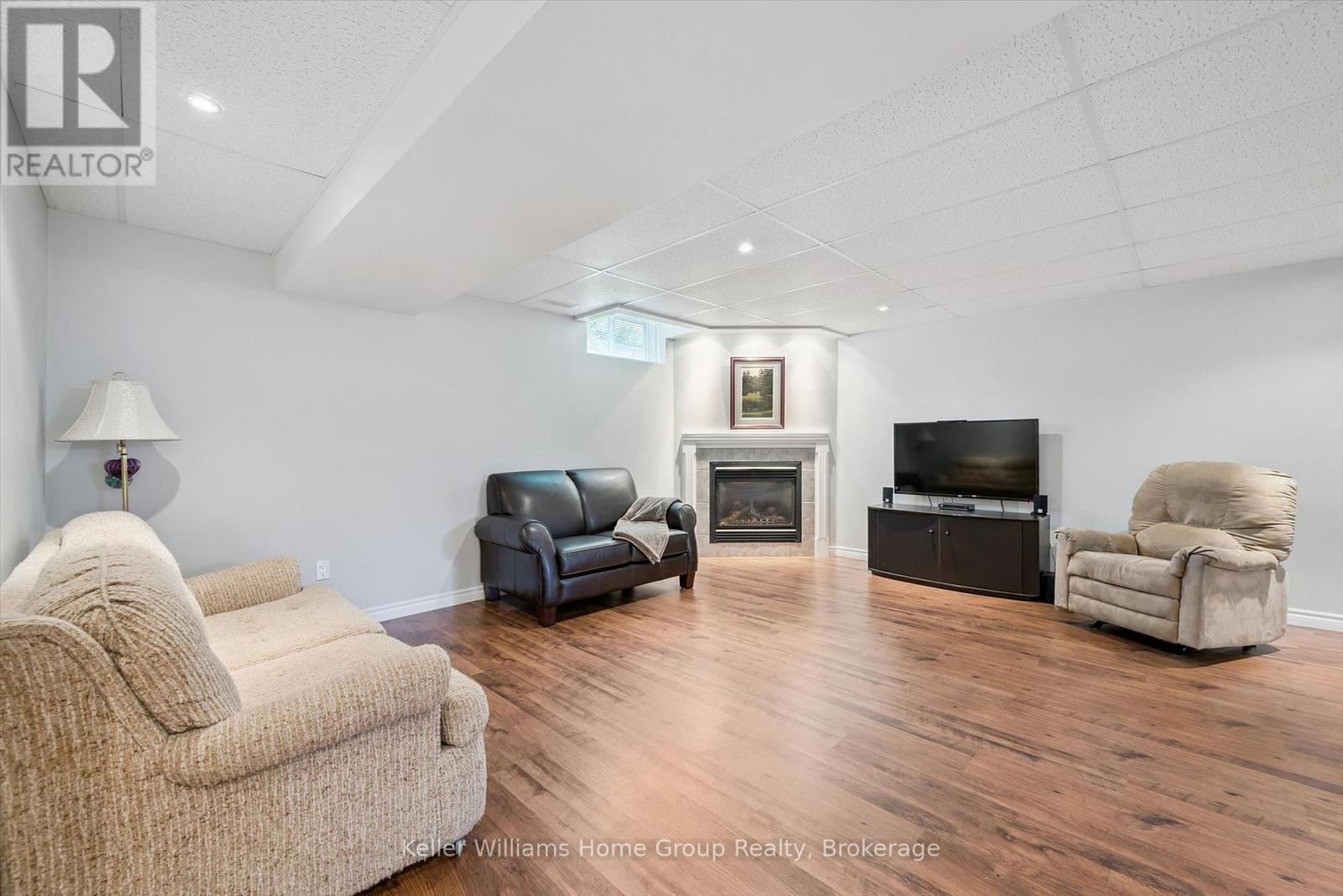 63 CHERRY HILL PLACE - Image 24