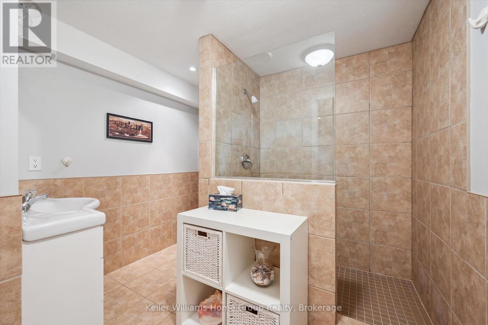 63 CHERRY HILL PLACE - Image 30