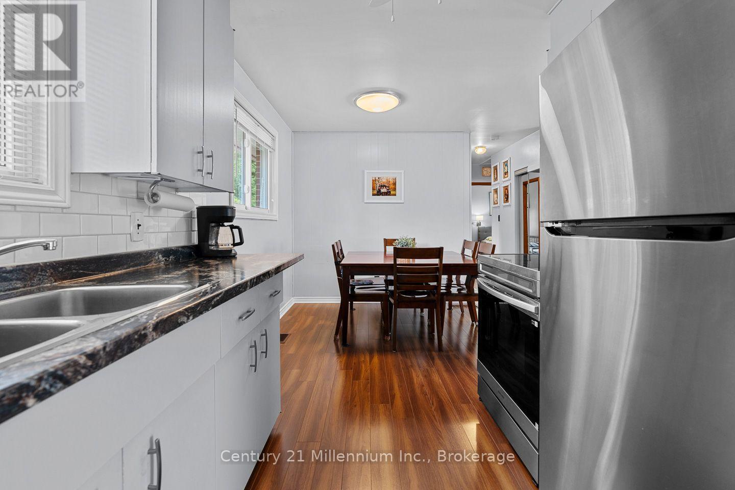 148 7TH AVENUE E - 16