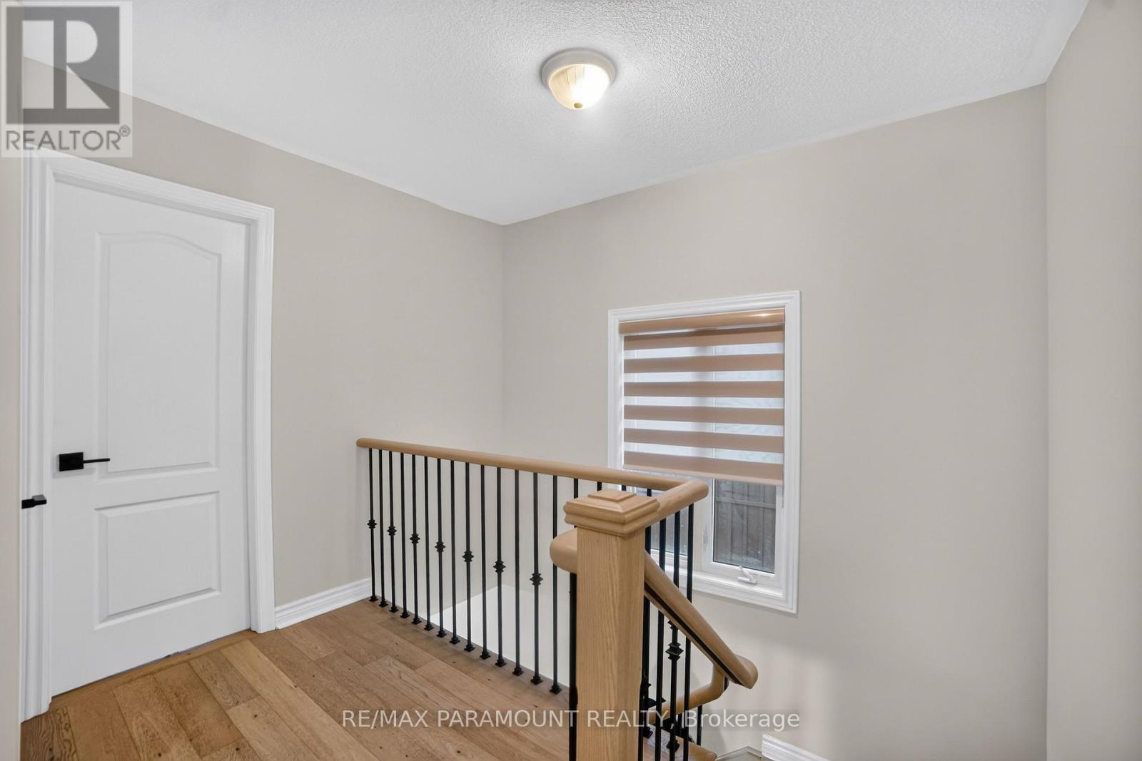 61 TRACEY LANE - Image 18