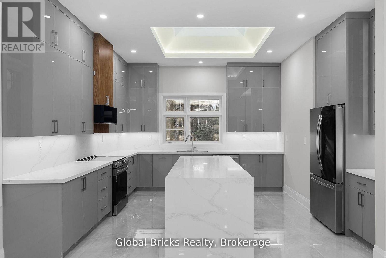 17 Staglir Drive, Tiny, ON photo 14