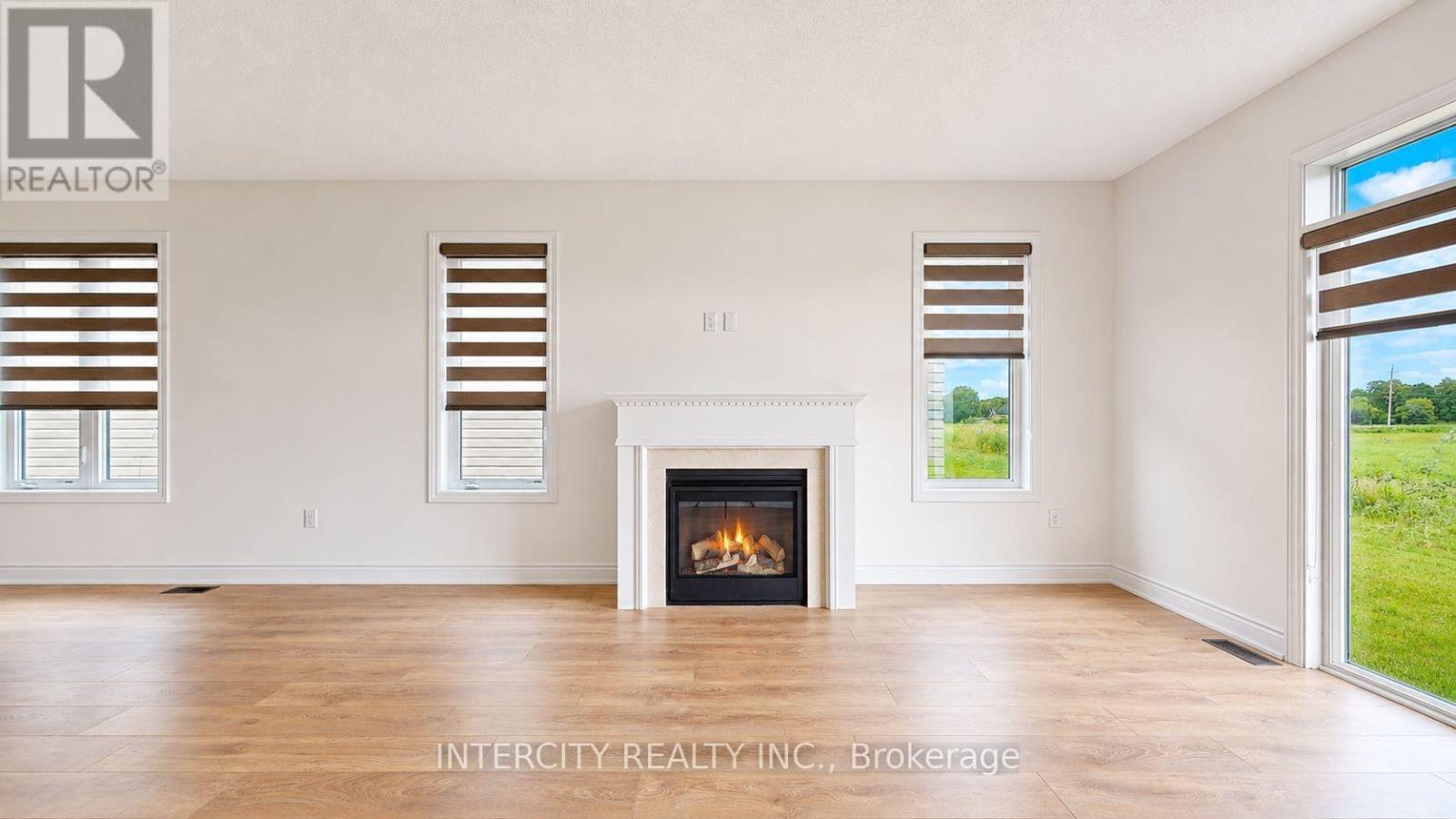 17 UNION BOULEVARD - Image 18