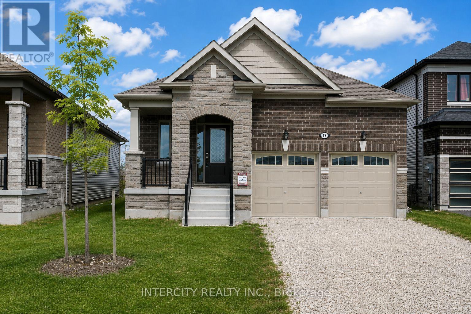 17 UNION BOULEVARD - Image 3