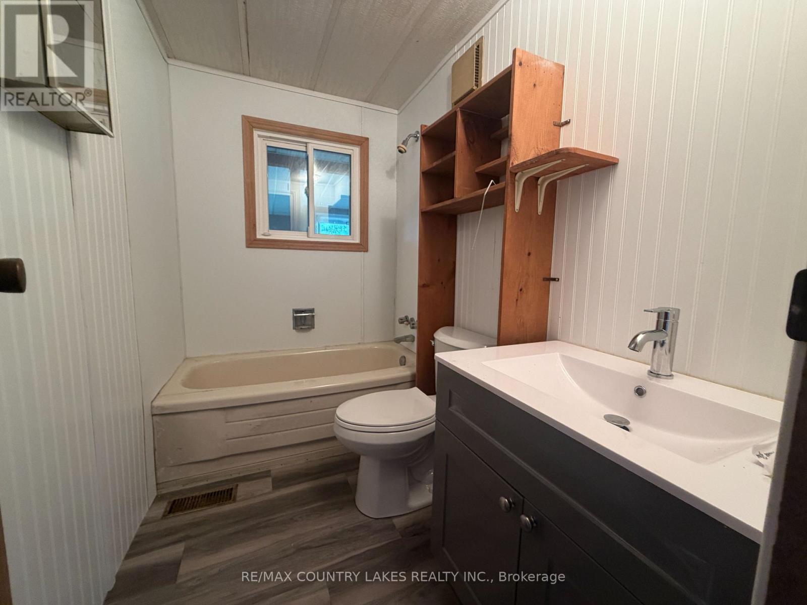 2548 SIMCOE ROAD N - 13